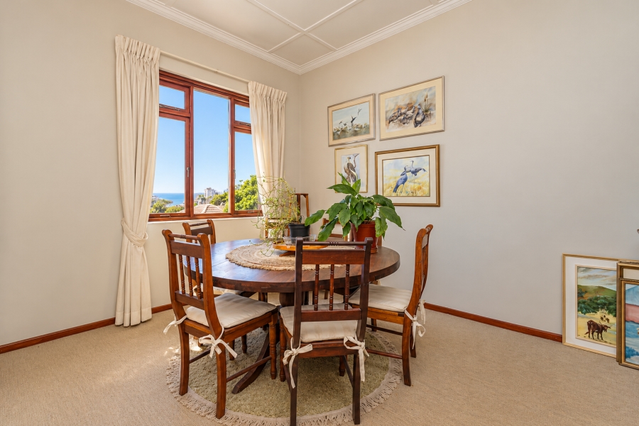 2 Bedroom Property for Sale in Green Point Western Cape